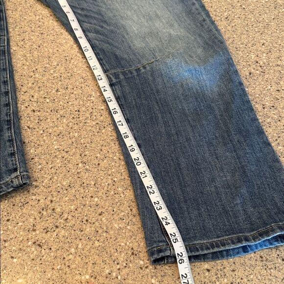 MICA DENIM Barrel Leg Jeans - Picture 6 of 15